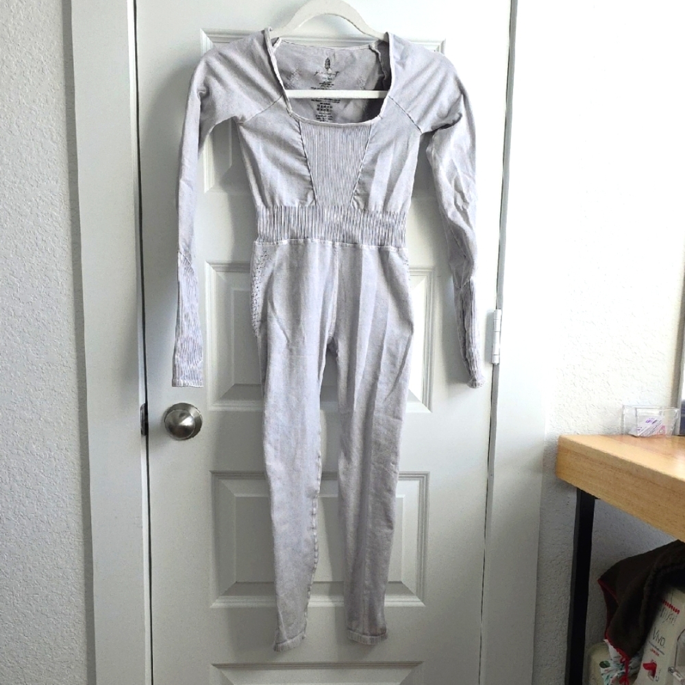 Free People Movement Good Karma Long Sleeve Onesie Ice Grey #103 - Picture 3 of 10
